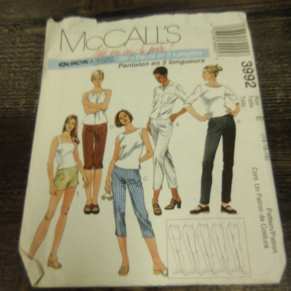 McCall's Sewing Pattern 3992 Women's Pants Capri Clam Digger Plus Size 14-18